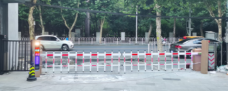 园区车辆进出口”